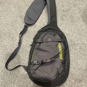 Patagonia sling bag